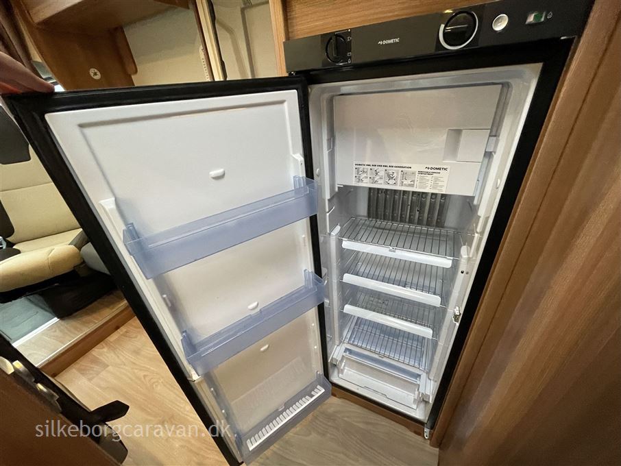 Weinsberg CaraSuite 700 ME Aut.